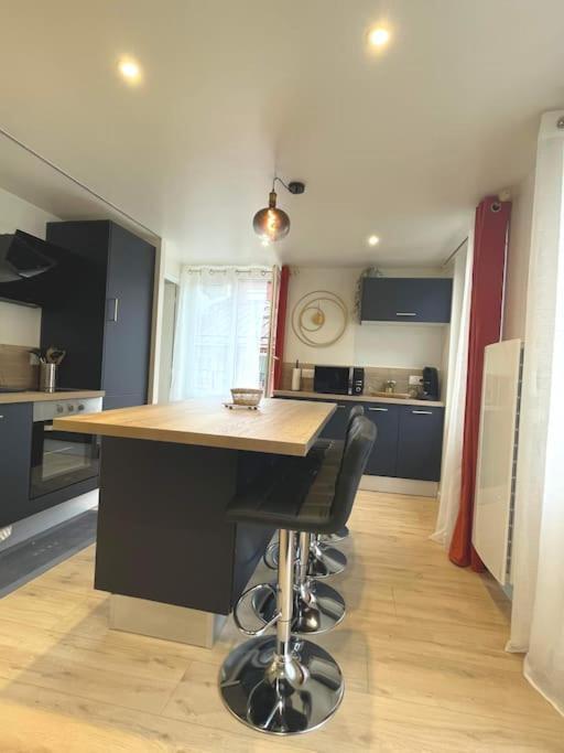 Luxueux T2 Lumineux Unique Saint Claude Apartment Luaran gambar